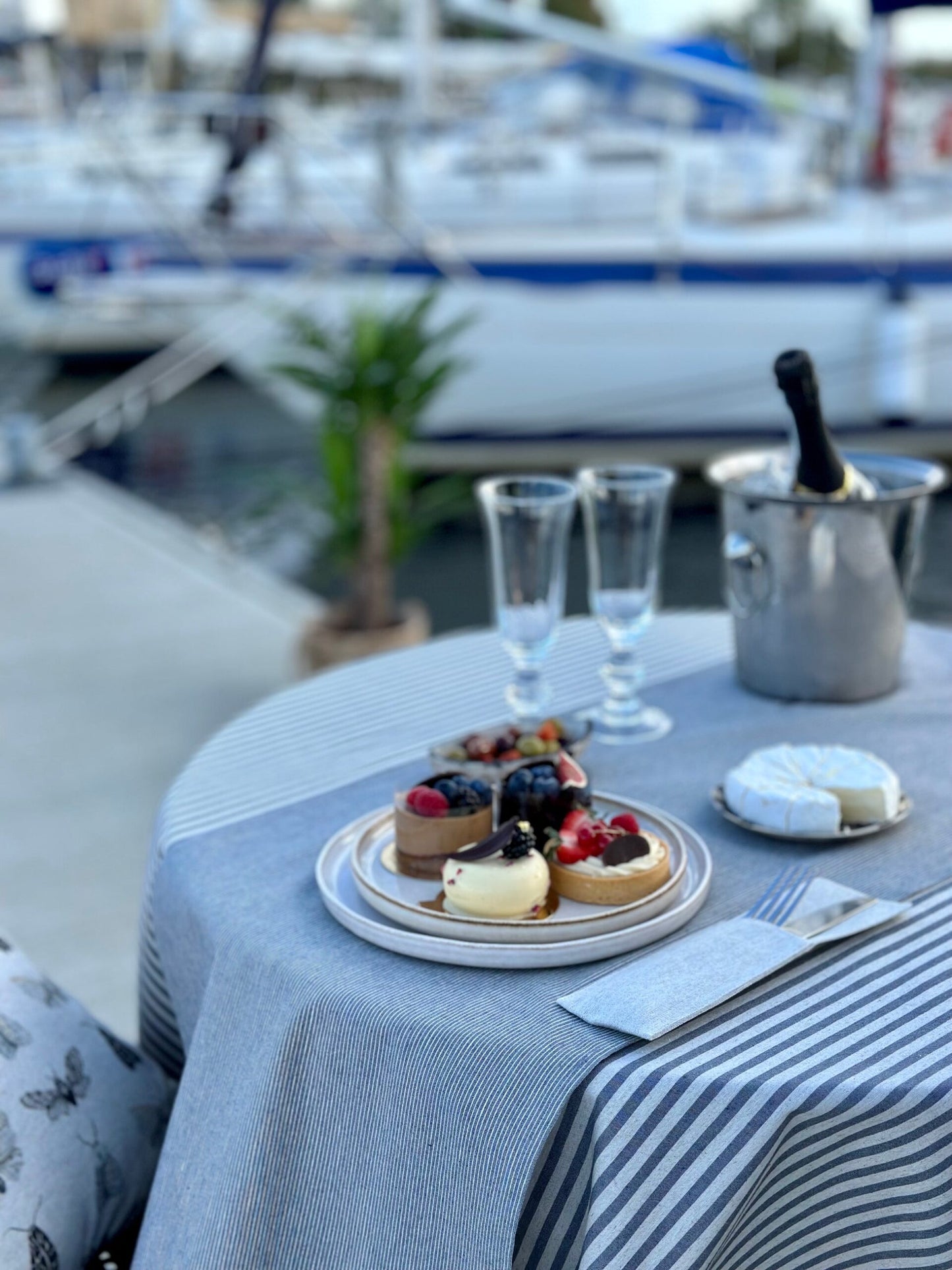 Bordslöpare, återvunnet tyg - Nord 2